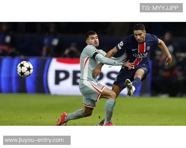 西甲激战巴黎圣日耳曼逆转马竞全场沸腾转会传闻引发热议